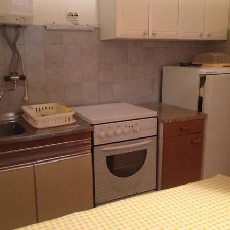 아파트 In With Terrace, Air Conditioning, Wi-fi